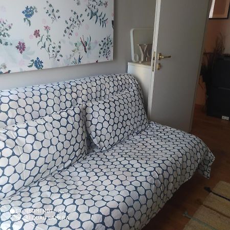 Room In Private Apartment Florence Ngoại thất bức ảnh