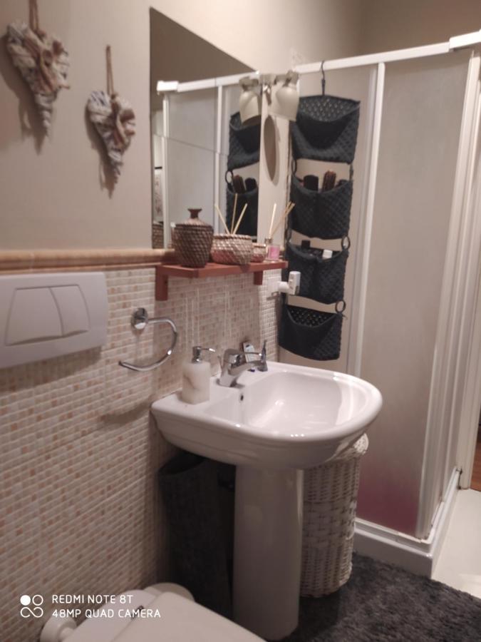 Room In Private Apartment Florence Ngoại thất bức ảnh